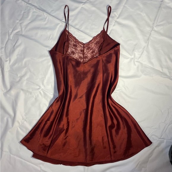 Vintage Victoria Secret Lingerie Slip - Picture 2 of 3